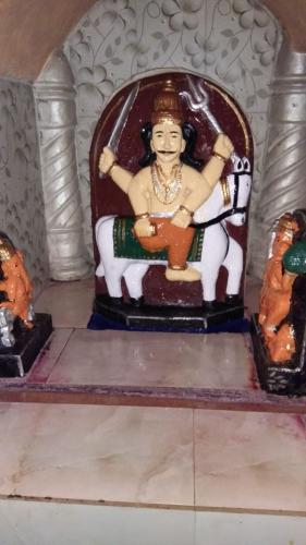 नवलाई देवी मूर्ती रंगकाम ०१ (1)